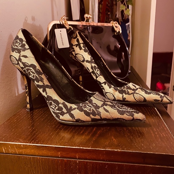 High Heel Lace Shoes - Picture 2 of 7